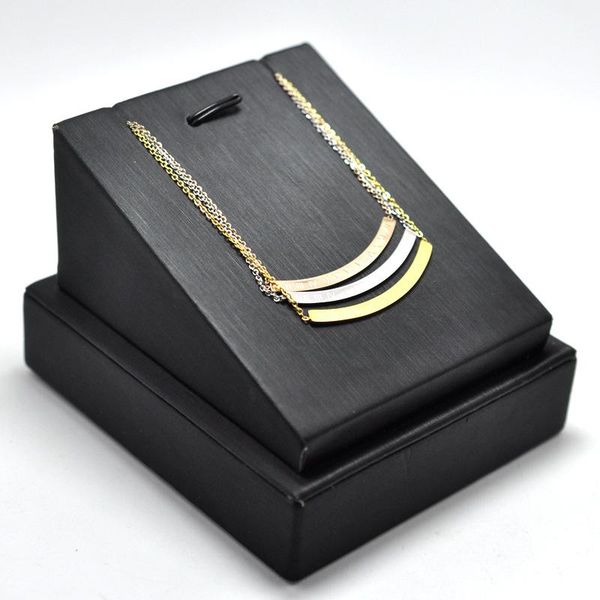 pendant necklaces simple and stylish ol style roman numerals curved stripe necklace exquisite titanium steel clavicle chain for women, Silver
pendant necklaces simple and stylish ol style roman numerals curved stripe necklace exquisite titanium steel clavicle chain for women, Silver