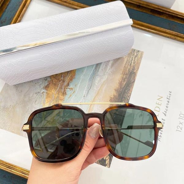 sunglasses square thin metal frame ladies yellow kevin fashion simple glasses anti uv400, White;black
sunglasses square thin metal frame ladies yellow kevin fashion simple glasses anti uv400, White;black
