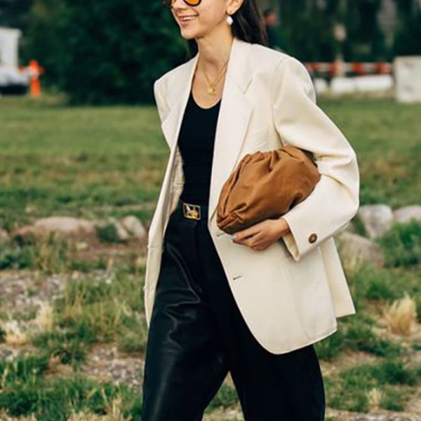 women apricot office lady pocket single breasted blazer notched long sleeve loose jacket fashion summer 7e0244 210421, White;black
women apricot office lady pocket single breasted blazer notched long sleeve loose jacket fashion summer 7e0244 210421, White;black