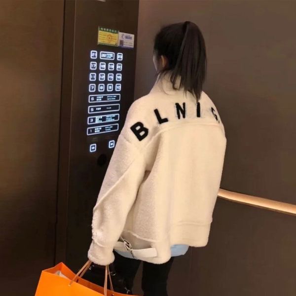 balangiaca faux fur 2021 autumn and winter women's outerwear new loose coat lamb wool cardigan thickened top, Black
balangiaca faux fur 2021 autumn and winter women's outerwear new loose coat lamb wool cardigan thickened top, Black