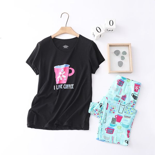 women's sleepwear big size cartoon pajamas set female short sleeve t-shirt long pants fashion home cotton 9l34, Black;red
women's sleepwear big size cartoon pajamas set female short sleeve t-shirt long pants fashion home cotton 9l34, Black;red