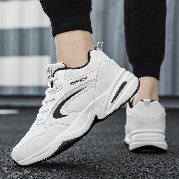 2021 autumn and winter men's casual sho comfortable soft bottom breathable sports student pu running
2021 autumn and winter men's casual sho comfortable soft bottom breathable sports student pu running