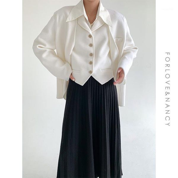 women's two piece pants love and nancy's thirteen line winter suit retro korean style coat 6289, White
women's two piece pants love and nancy's thirteen line winter suit retro korean style coat 6289, White