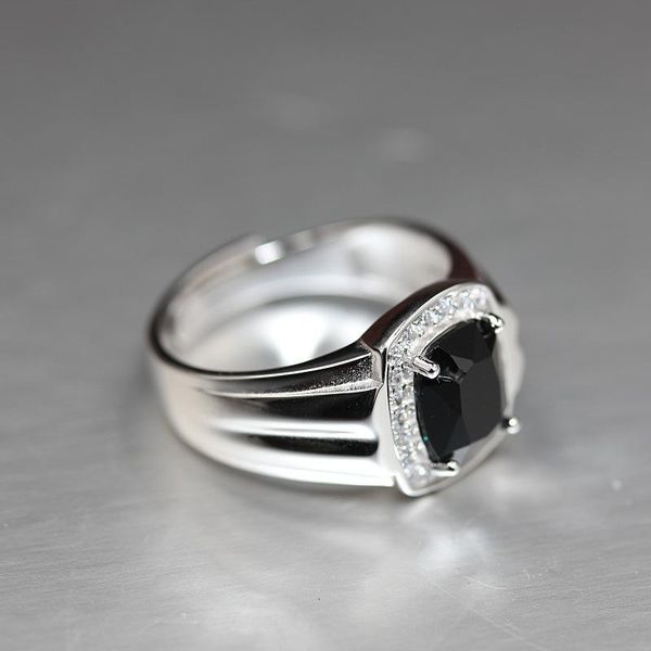cluster rings 925 sterling silver black agate personality men's ring, zircon micro inlaid ring, Golden;silver
cluster rings 925 sterling silver black agate personality men's ring, zircon micro inlaid ring, Golden;silver