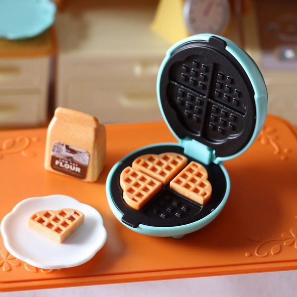 decorative objects & figurines simulation mini plastic kitchen cooking tool egg beater/toaster/baking electronic platform scale/mixer/toaste
decorative objects & figurines simulation mini plastic kitchen cooking tool egg beater/toaster/baking electronic platform scale/mixer/toaste