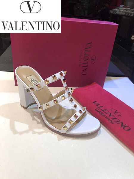 thongs brand women casual handmade walking tennis sandals slippers mules slides designer shoes luxury r60y, Black;white
thongs brand women casual handmade walking tennis sandals slippers mules slides designer shoes luxury r60y, Black;white