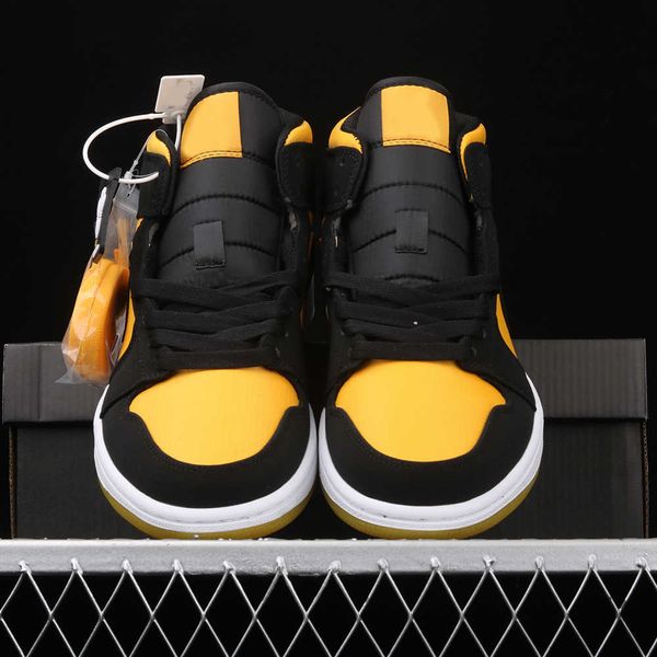 (boxed) men's jumpman 1 basketball shoes and women's black dold outdoor casual sports9c6e
(boxed) men's jumpman 1 basketball shoes and women's black dold outdoor casual sports9c6e