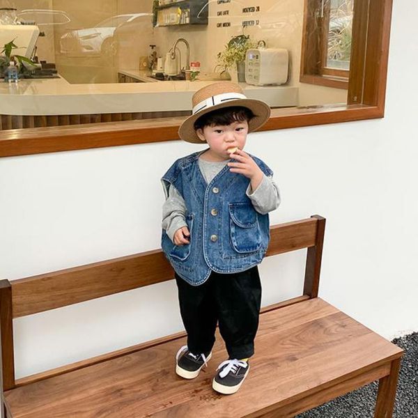 1-6t baby denim vests spring autumn boys girls babe denim jacket outerwear toddler clothing clothes kids 210413, White
1-6t baby denim vests spring autumn boys girls babe denim jacket outerwear toddler clothing clothes kids 210413, White