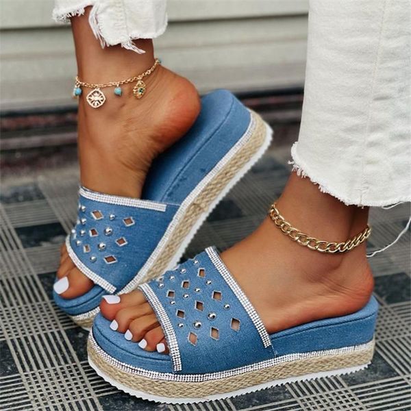 slippers non-slip 2021 women's platform shoes hollow straw side slides ladies summer casual thick bottom footwear, Black
slippers non-slip 2021 women's platform shoes hollow straw side slides ladies summer casual thick bottom footwear, Black