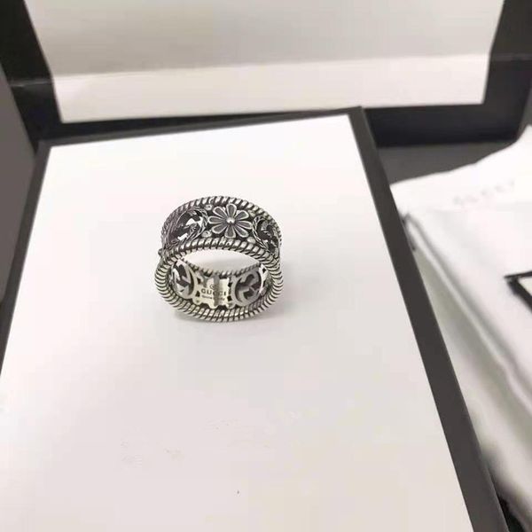 zhigujia 925 silver double g carved daisy, couple ring, same for men and women, Golden;silver
zhigujia 925 silver double g carved daisy, couple ring, same for men and women, Golden;silver