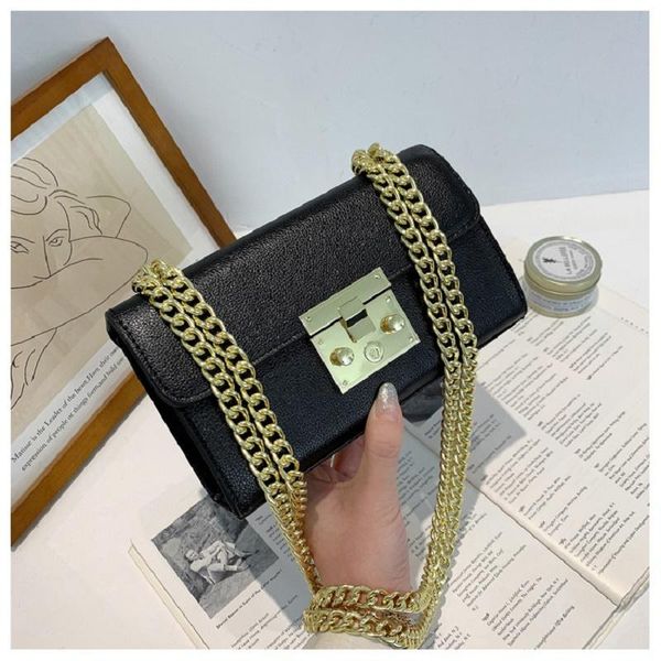 evening bags 2021 arrivals women's shoulder for female pu leather chain blue solid fashion latch leisure style women flap bag
evening bags 2021 arrivals women's shoulder for female pu leather chain blue solid fashion latch leisure style women flap bag