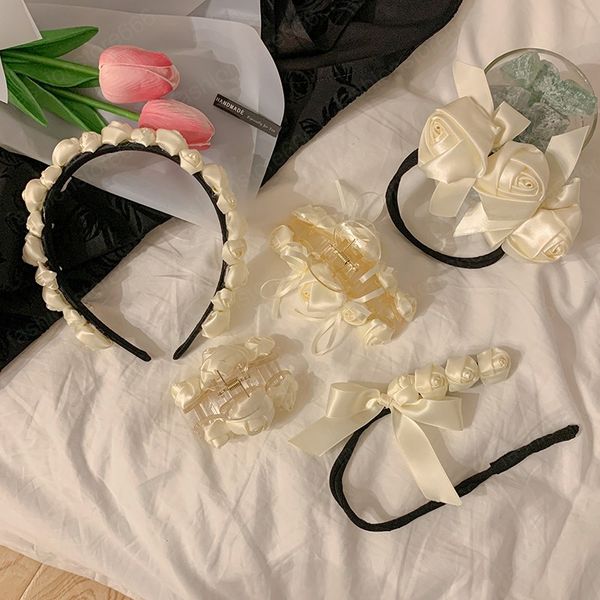 2021 vintage geometric irregular white silk rose headband for woman girls romantic elegant smooth bow hairpin accessories, Silver
2021 vintage geometric irregular white silk rose headband for woman girls romantic elegant smooth bow hairpin accessories, Silver