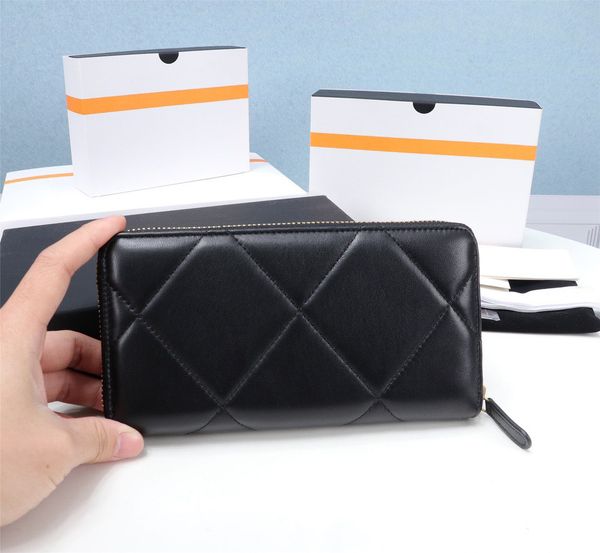 fashion selling classic mini size womens chain wallets sheepskin luxurys designer bag gold and silver buckle magnetic version coin purse car, Red;black
fashion selling classic mini size womens chain wallets sheepskin luxurys designer bag gold and silver buckle magnetic version coin purse car, Red;black