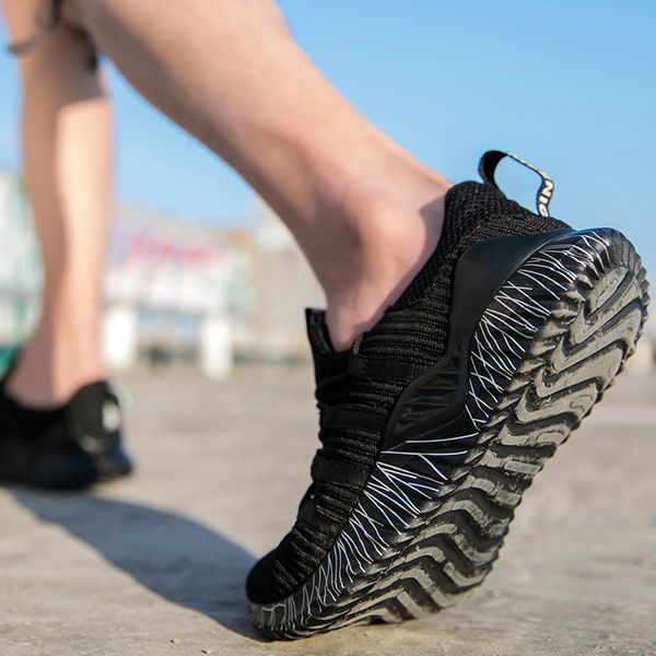 2021 men womens knit running sports shoes triple black pink grey breathable comfortable couples outdoor trainers sneakers big size 35-46 y-h
2021 men womens knit running sports shoes triple black pink grey breathable comfortable couples outdoor trainers sneakers big size 35-46 y-h