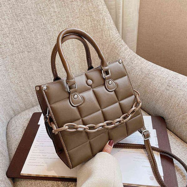2021 new fashion women plaid pu leather shoulder crossbody messenger bags casual ladies solid color thick chain handbags purse
2021 new fashion women plaid pu leather shoulder crossbody messenger bags casual ladies solid color thick chain handbags purse