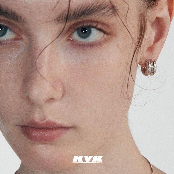 stud kvk double ring color 925 tremella high sense original niche design simple personality earrings for women, Golden;silver
stud kvk double ring color 925 tremella high sense original niche design simple personality earrings for women, Golden;silver