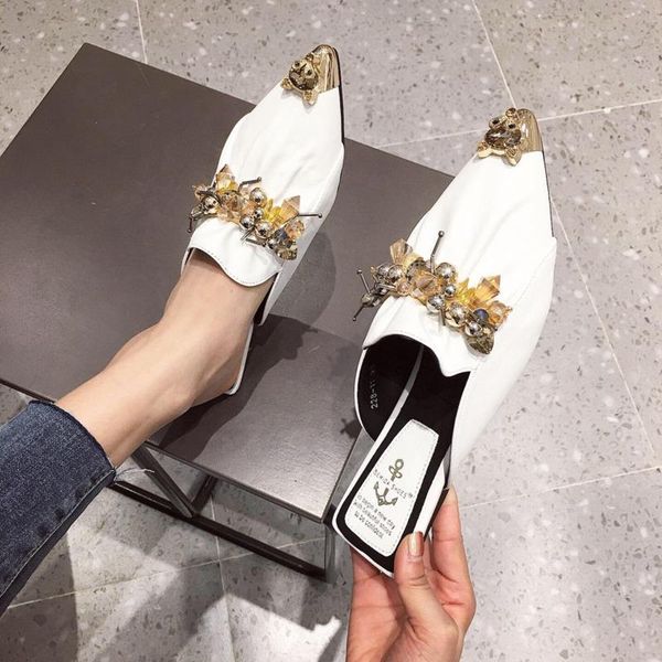 slippers 2021 summer women pointed toe nude luxury rhinestone mules slip on black brand ladies shoes outside flat slides
slippers 2021 summer women pointed toe nude luxury rhinestone mules slip on black brand ladies shoes outside flat slides