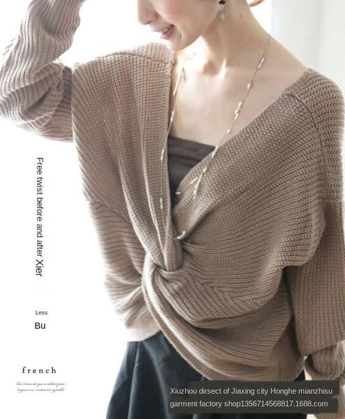 deep v-neck sweater women's backless bat sleeves irregular knotted fashion dual-use pullover autumn clothes women sweaters, White;black
deep v-neck sweater women's backless bat sleeves irregular knotted fashion dual-use pullover autumn clothes women sweaters, White;black