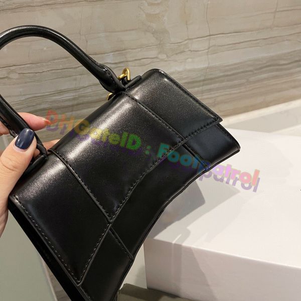 2021 ins fashion high-grade cross body bags classic shoulder handbags women handbag ladies luxurys designers bag leather black purse wallet
2021 ins fashion high-grade cross body bags classic shoulder handbags women handbag ladies luxurys designers bag leather black purse wallet