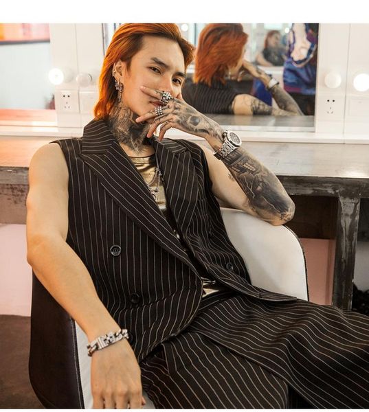 men's vests 2021 men clothing hair stylist gd stage night club striped waistcoat shorts suit vest singer costumes, Black;white
men's vests 2021 men clothing hair stylist gd stage night club striped waistcoat shorts suit vest singer costumes, Black;white