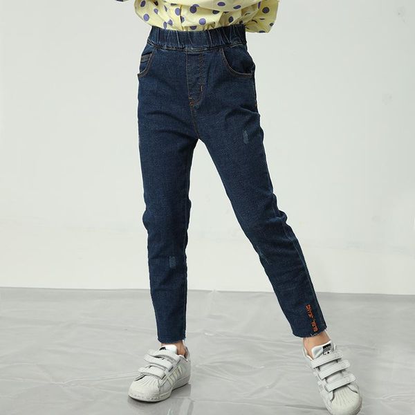 autumn 2021 girls' elastic leggings korean version dark blue stretch belt waist slim jeans pencil pants 4-14 years old
autumn 2021 girls' elastic leggings korean version dark blue stretch belt waist slim jeans pencil pants 4-14 years old