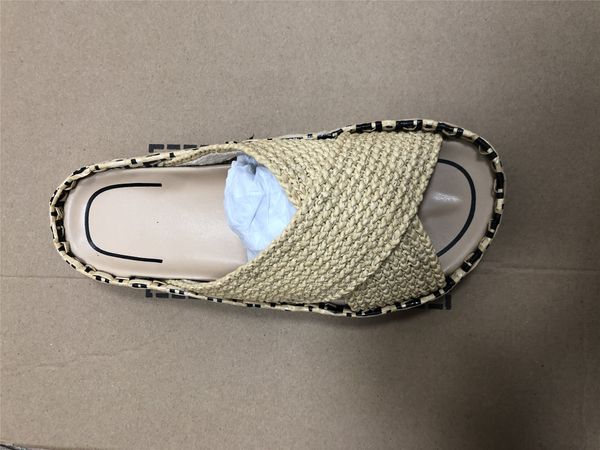 recreational grass makes up slipper cross vamp rubber outsole tide novel design size 35-39, Black
recreational grass makes up slipper cross vamp rubber outsole tide novel design size 35-39, Black