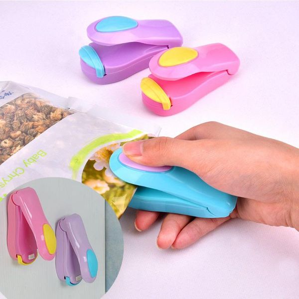 bag clips mini heat plastic handy package storage sealing machine sticker seals for snack kitchenelectric accessories
bag clips mini heat plastic handy package storage sealing machine sticker seals for snack kitchenelectric accessories