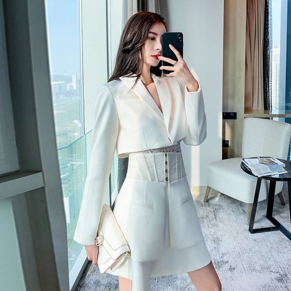 welfare non casual small suit women's fashion white fishbone waist seal tie suit two-piece set, Black;brown
welfare non casual small suit women's fashion white fishbone waist seal tie suit two-piece set, Black;brown
