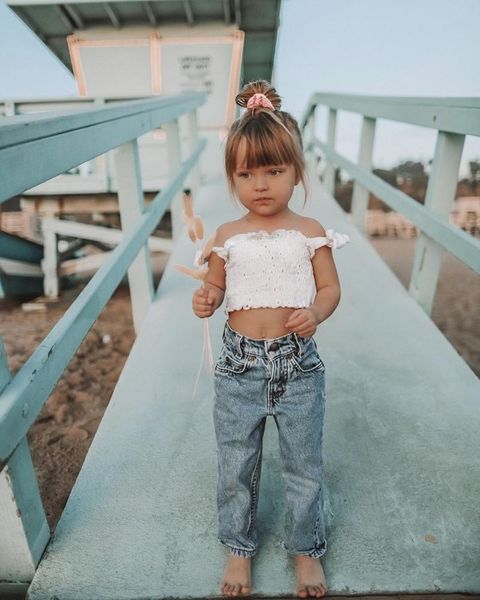 clothing sets girls' pants set white sleeveless sling short high waist loose comfortable breathable trousers suit
clothing sets girls' pants set white sleeveless sling short high waist loose comfortable breathable trousers suit