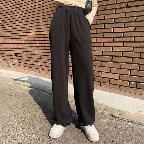 casual elastic high waist black thick sweatpants women warm winter harajuku long wide straight trousers y2k pants 210510, Black;white 
casual elastic high waist black thick sweatpants women warm winter harajuku long wide straight trousers y2k pants 210510, Black;white