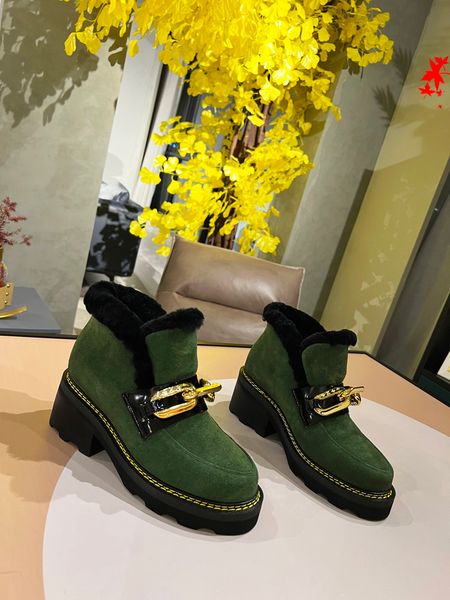black ankle biker chunky platform flats combat boots low heel lace-up booties leather chains logo buckle women luxury designers shoes factor
black ankle biker chunky platform flats combat boots low heel lace-up booties leather chains logo buckle women luxury designers shoes factor