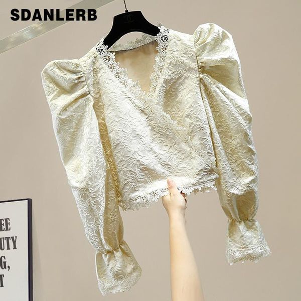 v neck blouse woman retro puff sleeve lace jacquard elegant short blouses shirts ladies all-match crop blusa 2021 autumn women's &, White
v neck blouse woman retro puff sleeve lace jacquard elegant short blouses shirts ladies all-match crop blusa 2021 autumn women's &, White