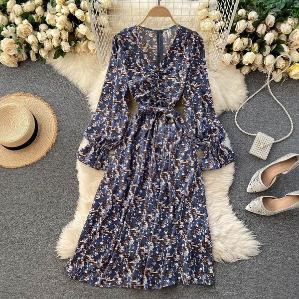 casual dresses lady fashion vintage flower print a-line dress women v neck long sleeve chiffon clothings vestidos q323, Black;gray
casual dresses lady fashion vintage flower print a-line dress women v neck long sleeve chiffon clothings vestidos q323, Black;gray