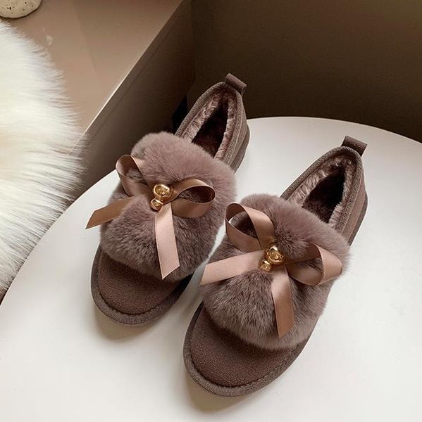 boots winter snow female fashion plus velvet thickening student short tube cotton shoes hair bow peas, Black
boots winter snow female fashion plus velvet thickening student short tube cotton shoes hair bow peas, Black