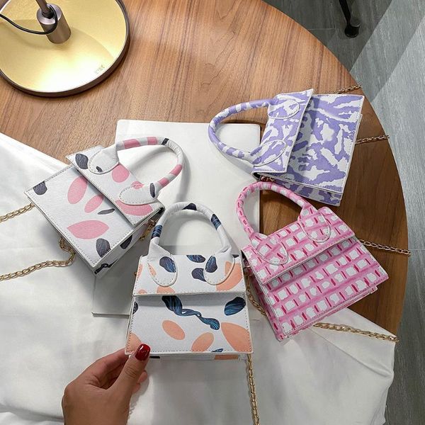 evening bags retro casual women totes shoulder female leather printing chain handbag fashion exquisite shopping
evening bags retro casual women totes shoulder female leather printing chain handbag fashion exquisite shopping