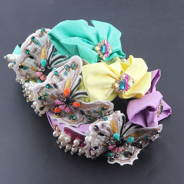 fashion inlaid color rhinestone flowers butterfly milk silk fabric headband ladies hair accessories, Silver
fashion inlaid color rhinestone flowers butterfly milk silk fabric headband ladies hair accessories, Silver