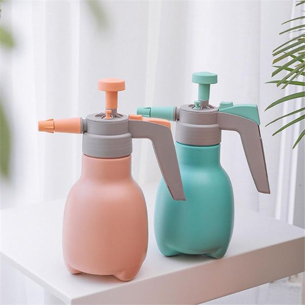garden spray watering can portable pump sprayer yard patio bottle home cleaning car washing equipments
garden spray watering can portable pump sprayer yard patio bottle home cleaning car washing equipments