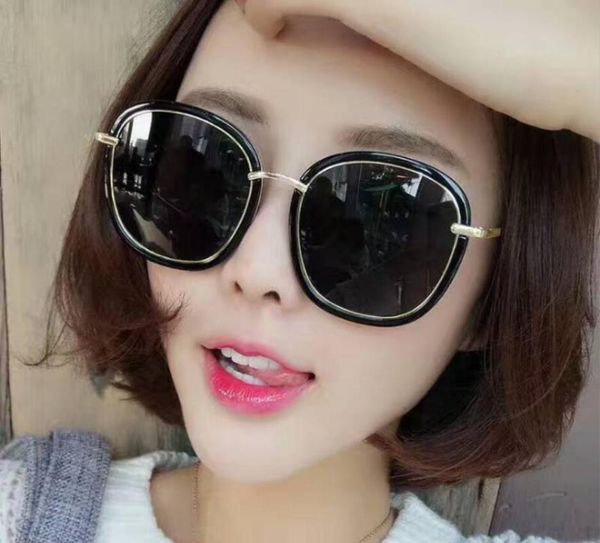 sunglasses women square design sun glasses oculos retro male iron uv400, White;black
sunglasses women square design sun glasses oculos retro male iron uv400, White;black
