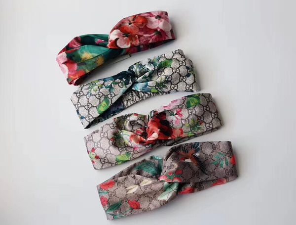 2021 europe brand women colorful flowers letters headband scarf fashion elastic headbands hair bands headwraps for men classic design access, Silver
2021 europe brand women colorful flowers letters headband scarf fashion elastic headbands hair bands headwraps for men classic design access, Silver