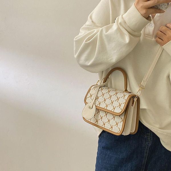 shoulder bags women's designer handbag 2021 fashion pu leather travel messenger bag female square tote
shoulder bags women's designer handbag 2021 fashion pu leather travel messenger bag female square tote