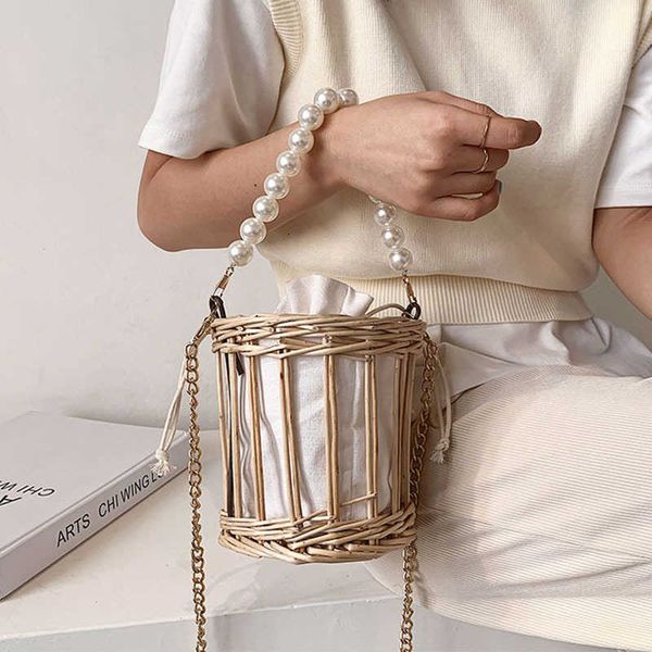 spring small 2021 fashion pearl portable one shoulder women's with versatile chain woven bag
spring small 2021 fashion pearl portable one shoulder women's with versatile chain woven bag
