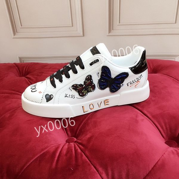 quality man dress shoe women casual sneaker cow leather letter pattern red bottom bee tiger green stripes sport white hc191007, Red;white
quality man dress shoe women casual sneaker cow leather letter pattern red bottom bee tiger green stripes sport white hc191007, Red;white