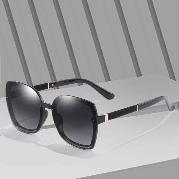 sunglasses elegant polarizing men/women point brick frame large fashion glasses k368 travel dust light shielding mirror, White;black
sunglasses elegant polarizing men/women point brick frame large fashion glasses k368 travel dust light shielding mirror, White;black