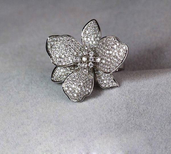 product temperament simple zircon pearl jewelry exquisite butterfly flower ring wedding engagement ladies cluster rings, Golden;silver
product temperament simple zircon pearl jewelry exquisite butterfly flower ring wedding engagement ladies cluster rings, Golden;silver