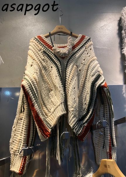 thick winter hit color v neck tassel pullovers sweater women batwing sleeve chic casual knitwear fashion retro pull 210429, White;black
thick winter hit color v neck tassel pullovers sweater women batwing sleeve chic casual knitwear fashion retro pull 210429, White;black