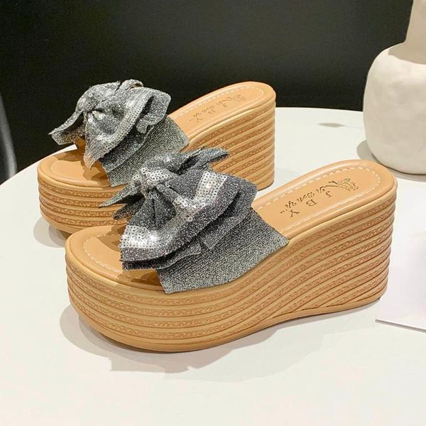 slippers women sequins high heel shoes wedges party platform beach slipper bow flip flops 2021, Black
slippers women sequins high heel shoes wedges party platform beach slipper bow flip flops 2021, Black