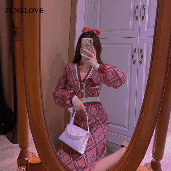 junelove autumn winter vintage elegant knitted women dress thicken v-neck long sleeve a-line knitwear office lady vestidos casual dresses, Black;gray
junelove autumn winter vintage elegant knitted women dress thicken v-neck long sleeve a-line knitwear office lady vestidos casual dresses, Black;gray