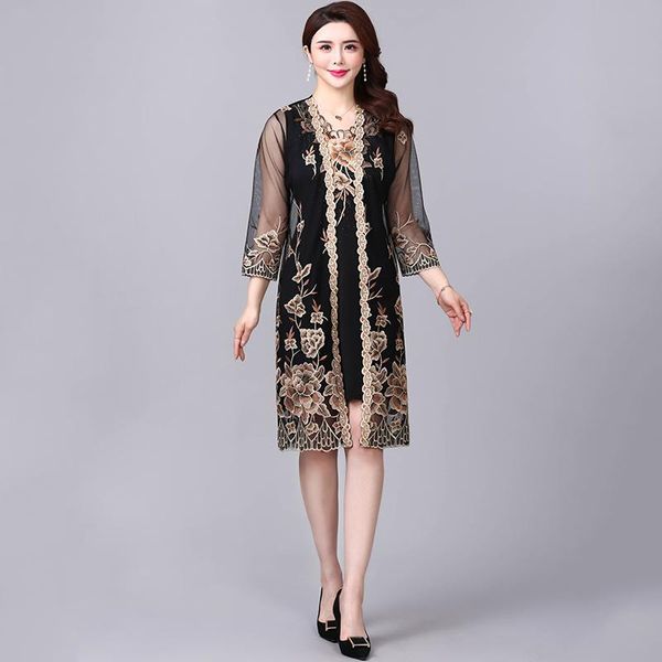 women's dress 2pcs summer floral embroidery v neck mini sunscreen casual three quarter ladies dresses lace straight female, Black;gray
women's dress 2pcs summer floral embroidery v neck mini sunscreen casual three quarter ladies dresses lace straight female, Black;gray