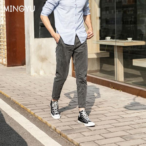 men's jeans 2021 fashion streetwear slim fit taperd grey men cotton wash denim trousers classical 28-38, Blue
men's jeans 2021 fashion streetwear slim fit taperd grey men cotton wash denim trousers classical 28-38, Blue