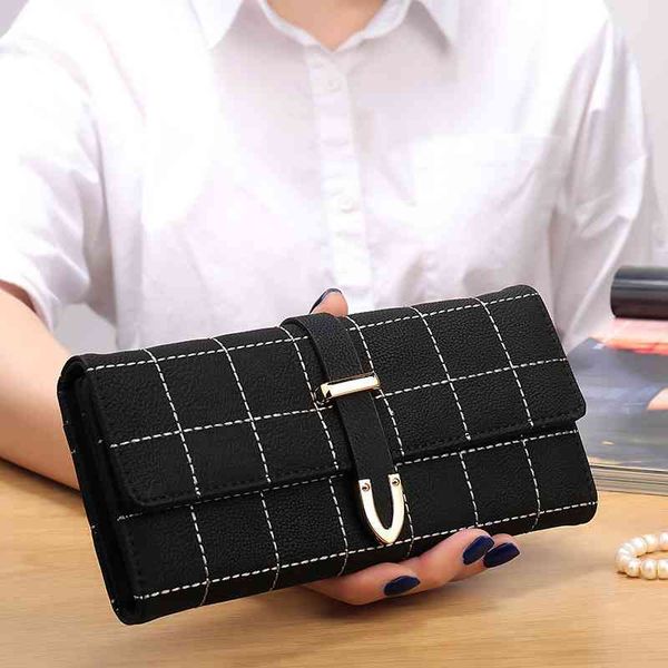 bag2021 women's long japanese and korean embroidered frosted bag cover three fold large wallet change wallet, Red;black
bag2021 women's long japanese and korean embroidered frosted bag cover three fold large wallet change wallet, Red;black